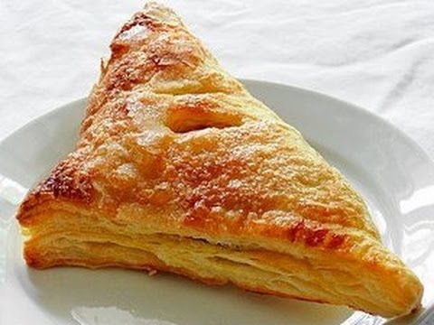 Order Apple Turnover food online from Hastings Tea & Coffee store, White Plains on bringmethat.com