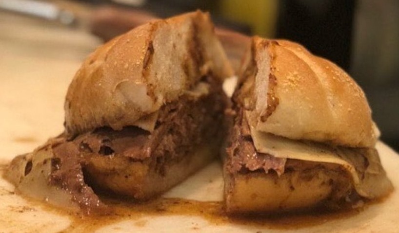 Order Roast Beef Sandwich food online from Caffe Chicco store, Philadelphia on bringmethat.com