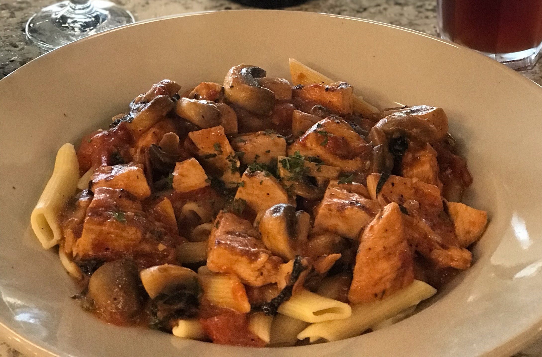 Order Pollo Umido - Entree food online from Mario Pizza & Pasta store, Seabrook on bringmethat.com