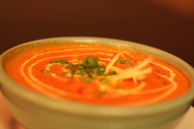 Order Butter Chicken -Entree food online from Raaz specialty indian cuisine store, Jersey City on bringmethat.com