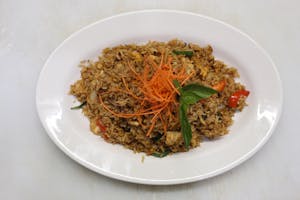 Order 22. Basil Fried Rice food online from Thai Wok-In & Go store, Dallas on bringmethat.com