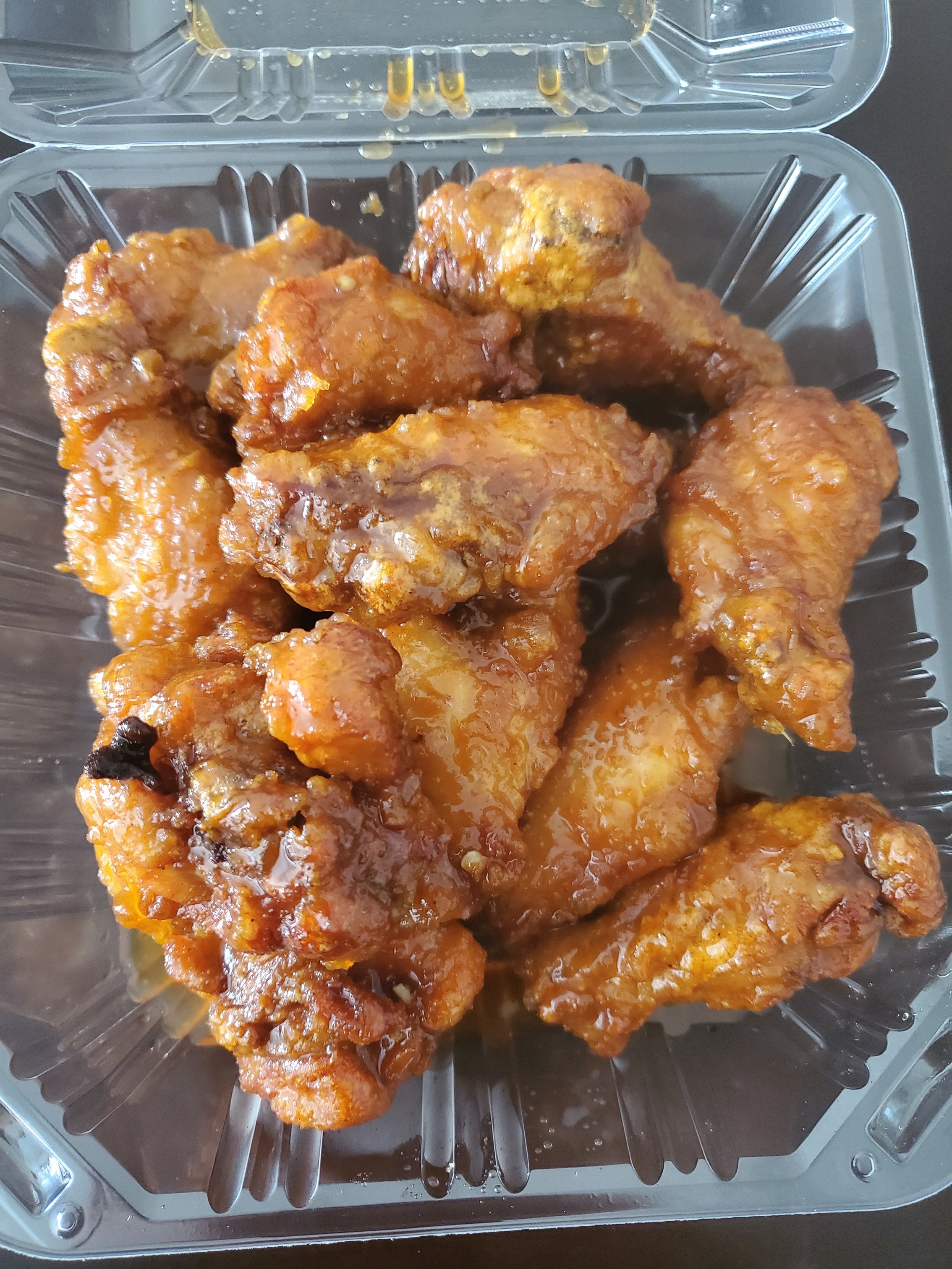 Order Chef's Gourmet Chicken Wings  food online from Sun Kwong Restaurant store, San Francisco on bringmethat.com