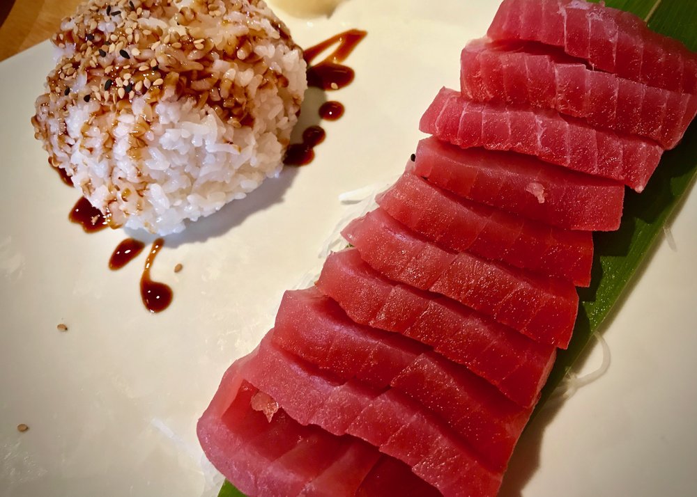 Order Tekka Don food online from Sushi para japanese restaurant store, New York on bringmethat.com
