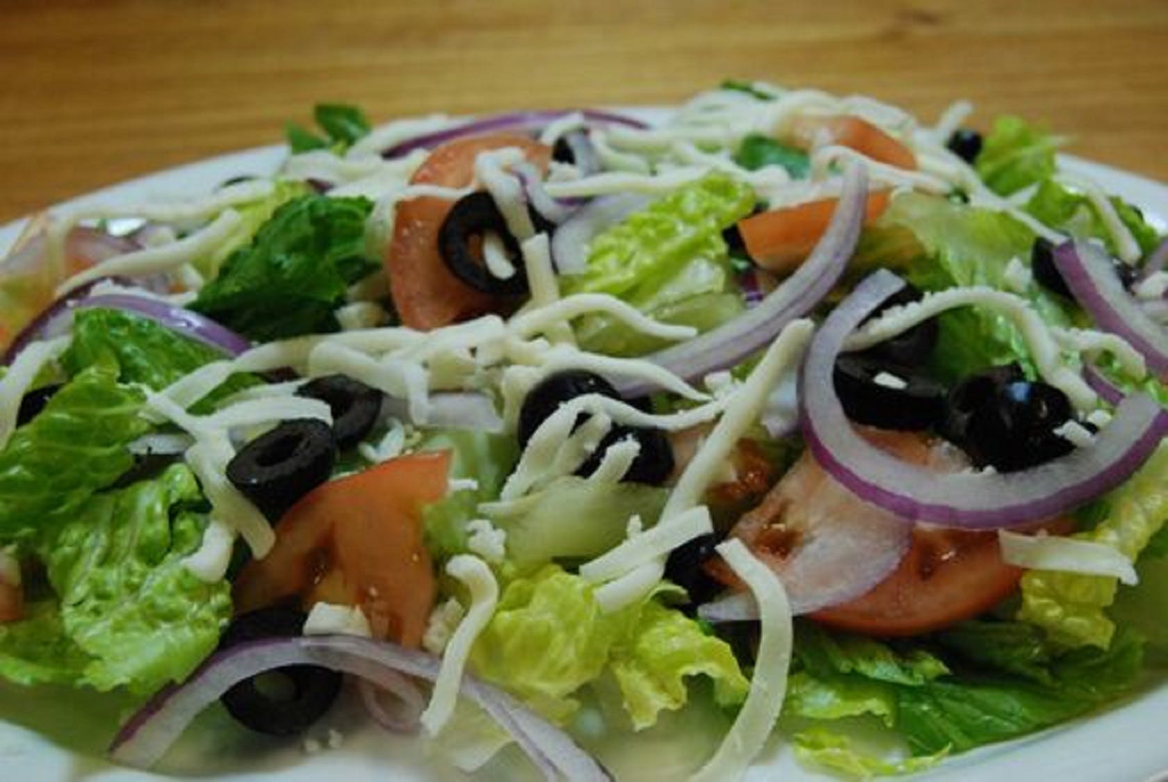 Order Vegetarian Salad - Salad food online from Stefano Pizza store, Petaluma on bringmethat.com