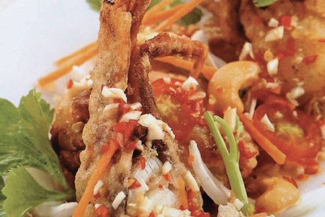 Order Soft Shell Crab with Green Apple Salad food online from Secret Of Siam store, Las Vegas on bringmethat.com