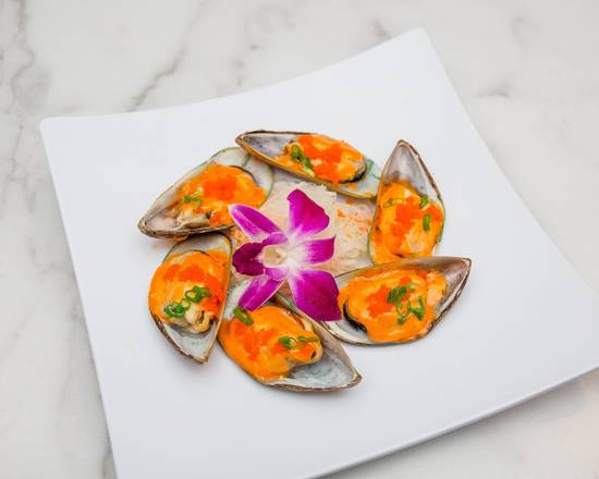 Order Baked Mussels food online from Mika Sushi store, Portland on bringmethat.com