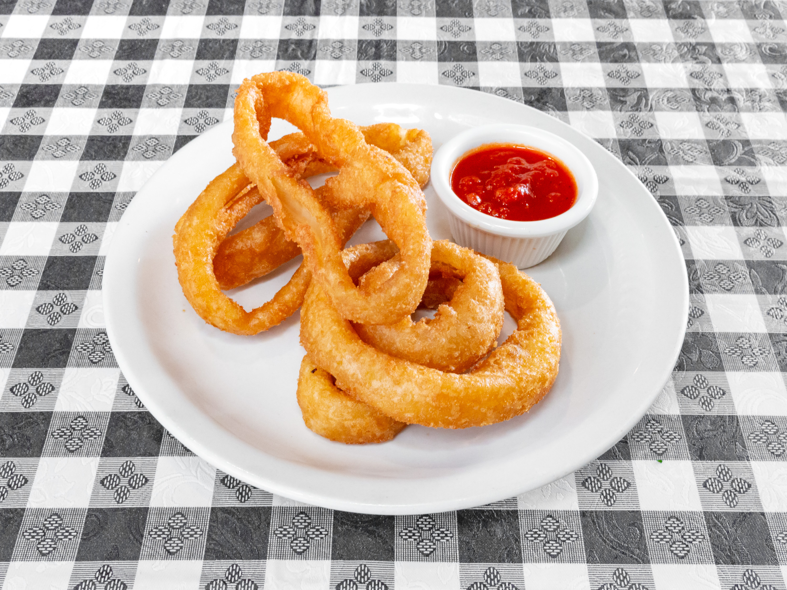 Order Onion Rings food online from Gianni Ristorante & Pizzeria store, Franklin Park on bringmethat.com