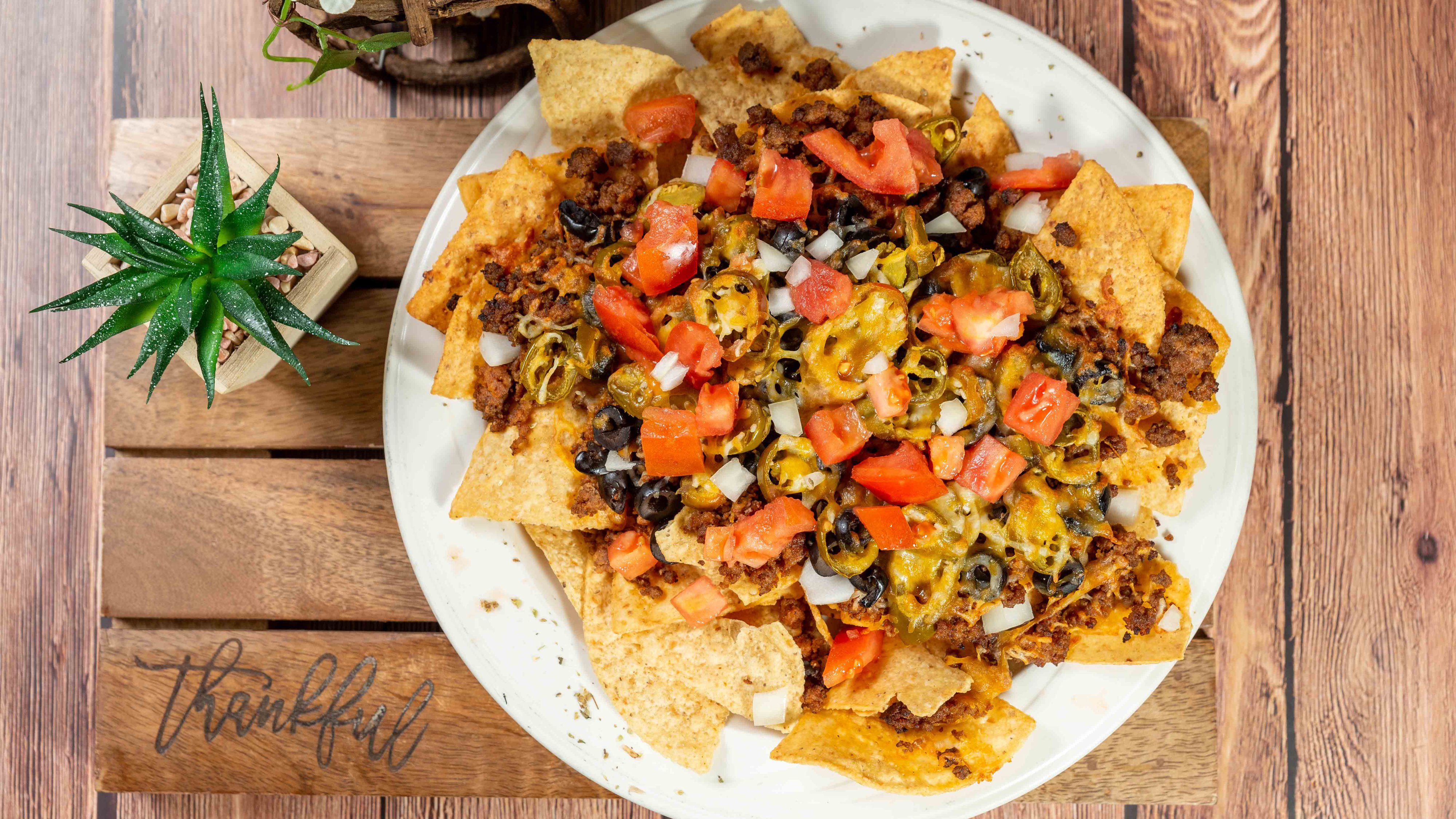 Order Nachos Grande  food online from Juanito Mexican Grill store, Riviera Beach on bringmethat.com