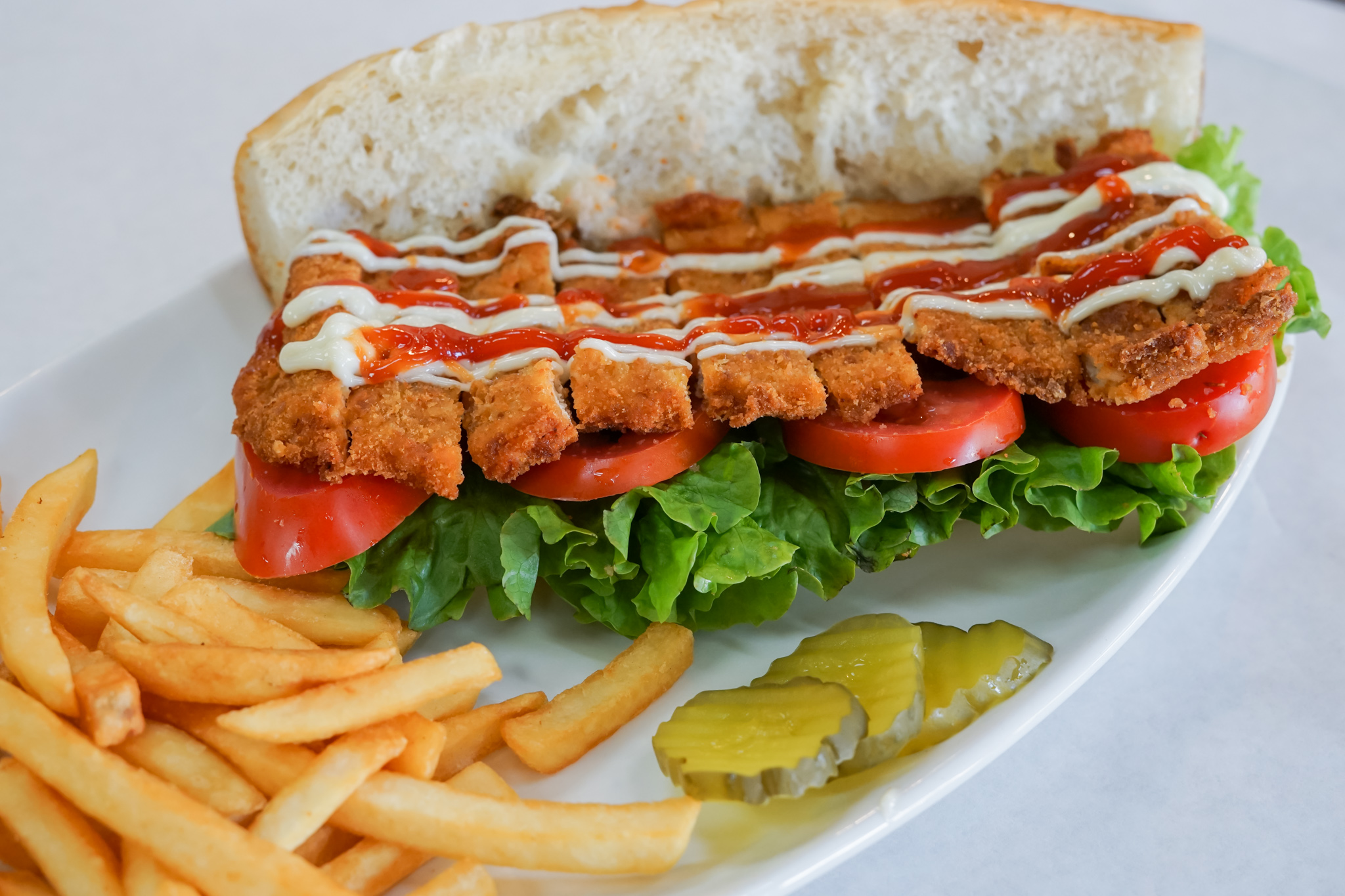 Order Cream chop chicken sandwich food online from "AKKAD Mediterranean & Iraqi Grill " store, Glendale on bringmethat.com