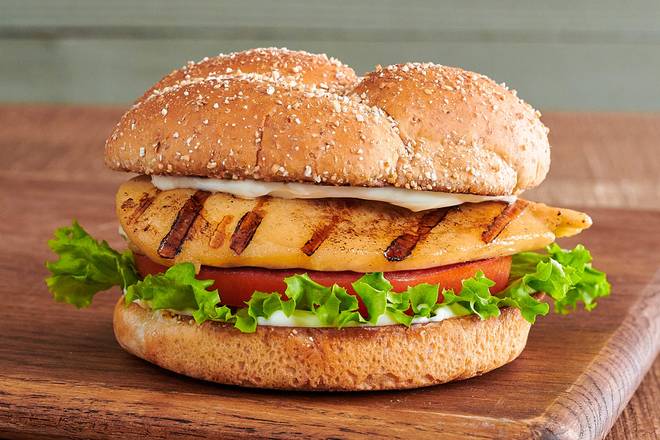 Order Charbroiled Chicken Sandwich food online from Farmer Boys store, San Jacinto on bringmethat.com