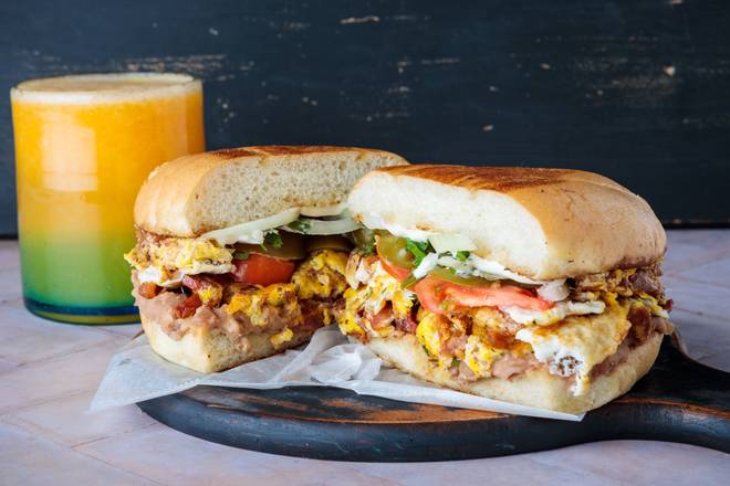 Order Breakfast Torta food online from Que Ricos Management store, Los Angeles on bringmethat.com