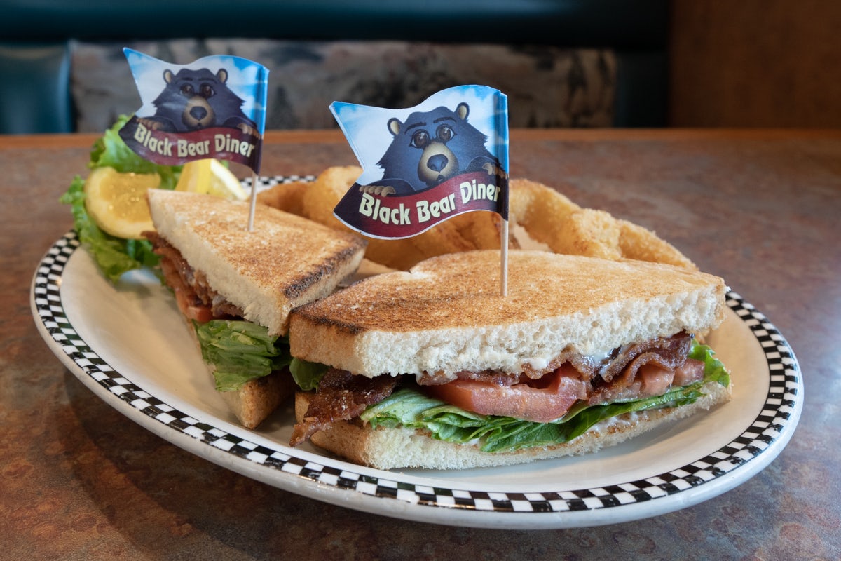 Order B.L.T. food online from Black Bear Diner store, Draper on bringmethat.com