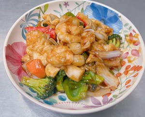 Order CS14. Lucky 7 food online from China Hut store, Chicago on bringmethat.com