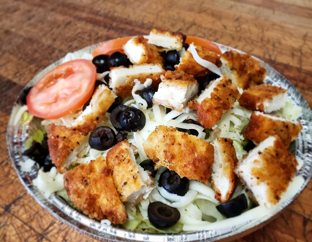 Order Tossed Green Chicken Salad - Salad food online from Red Devil Pizza store, Covina on bringmethat.com