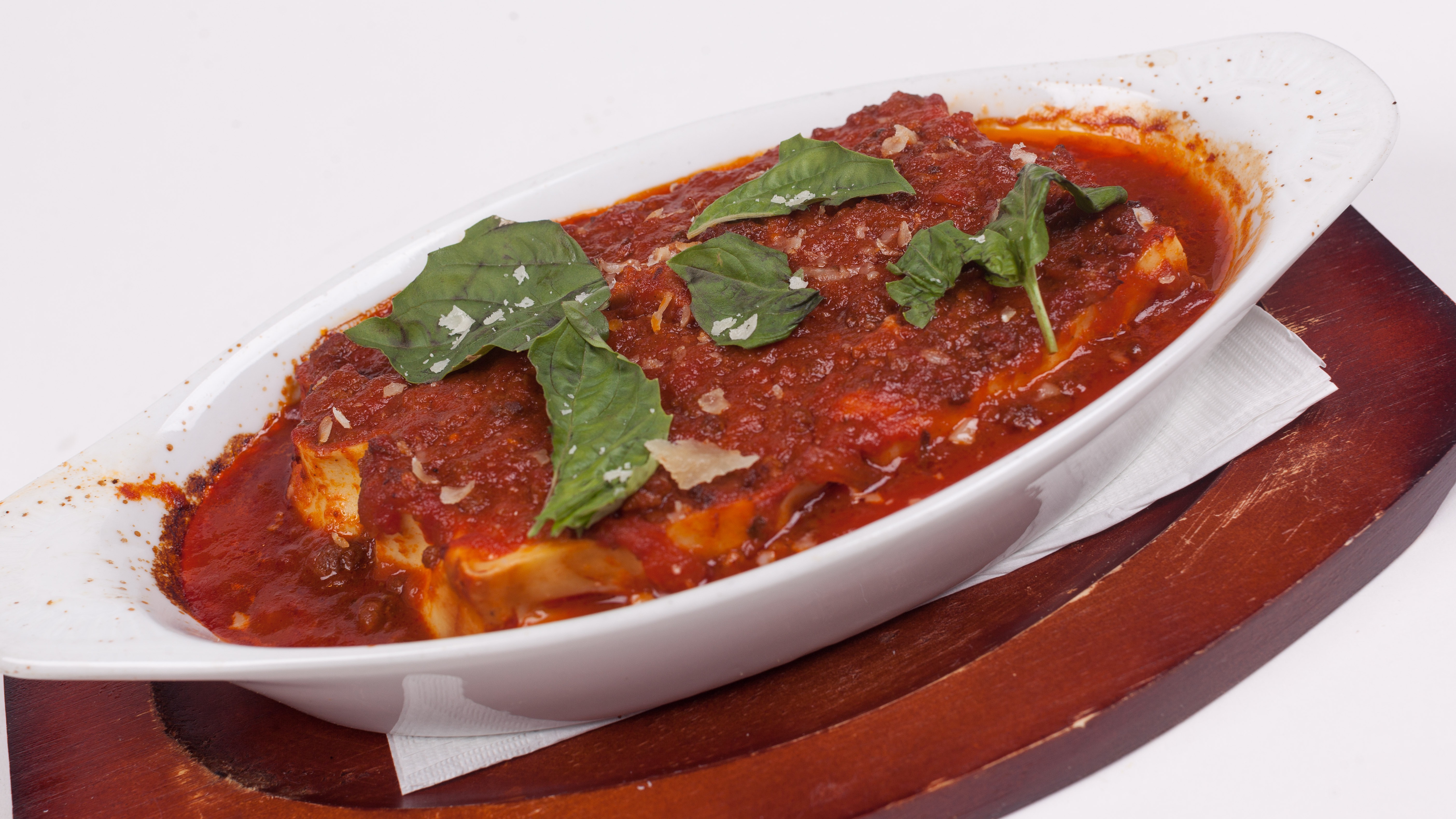 Order Lasagna food online from Umberto's Pizzeria store, New Hyde Park on bringmethat.com