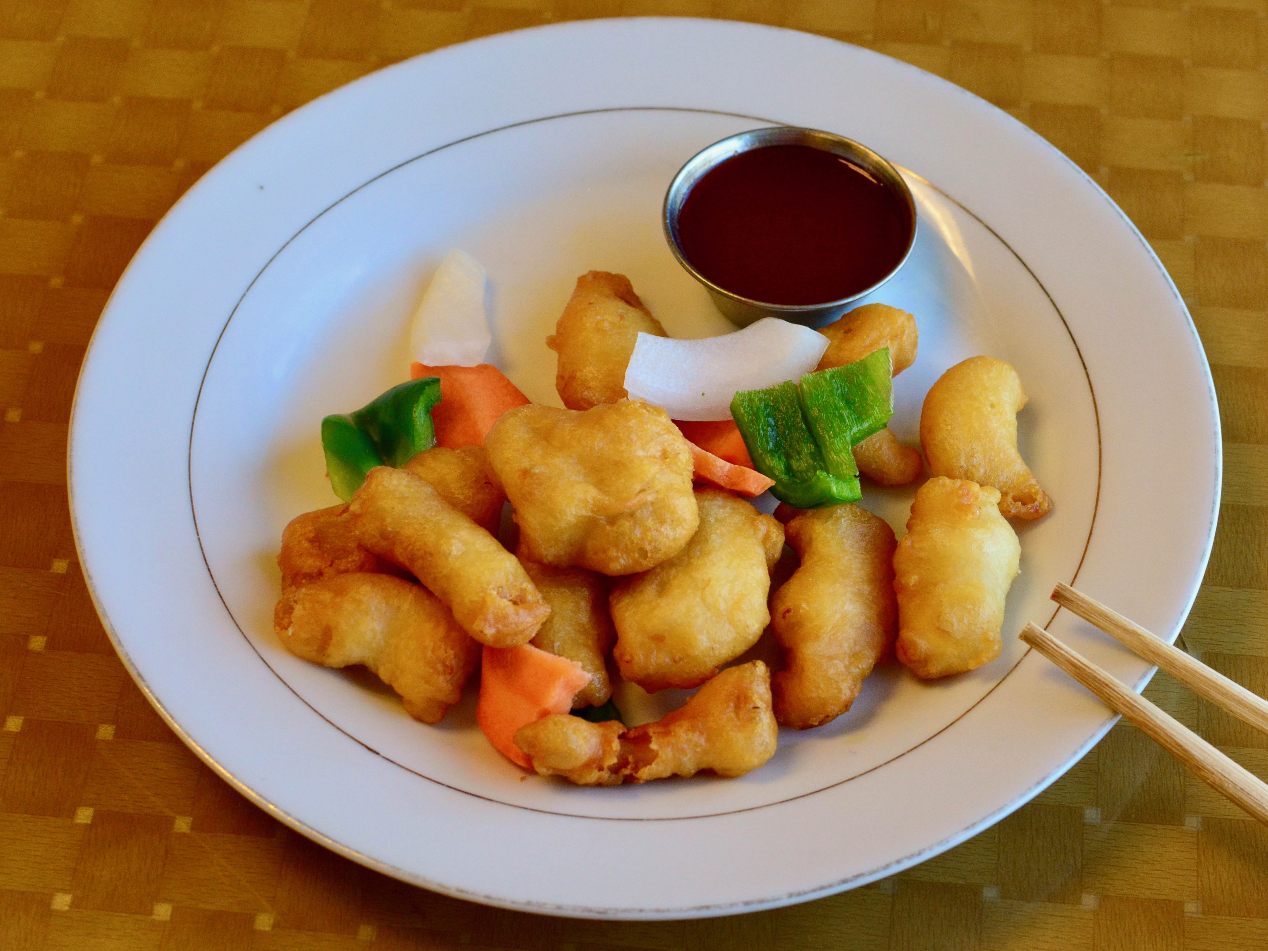 Order C16. Sweet and Sour Chicken food online from Royal Golden Chinese Restaurant store, Herndon on bringmethat.com