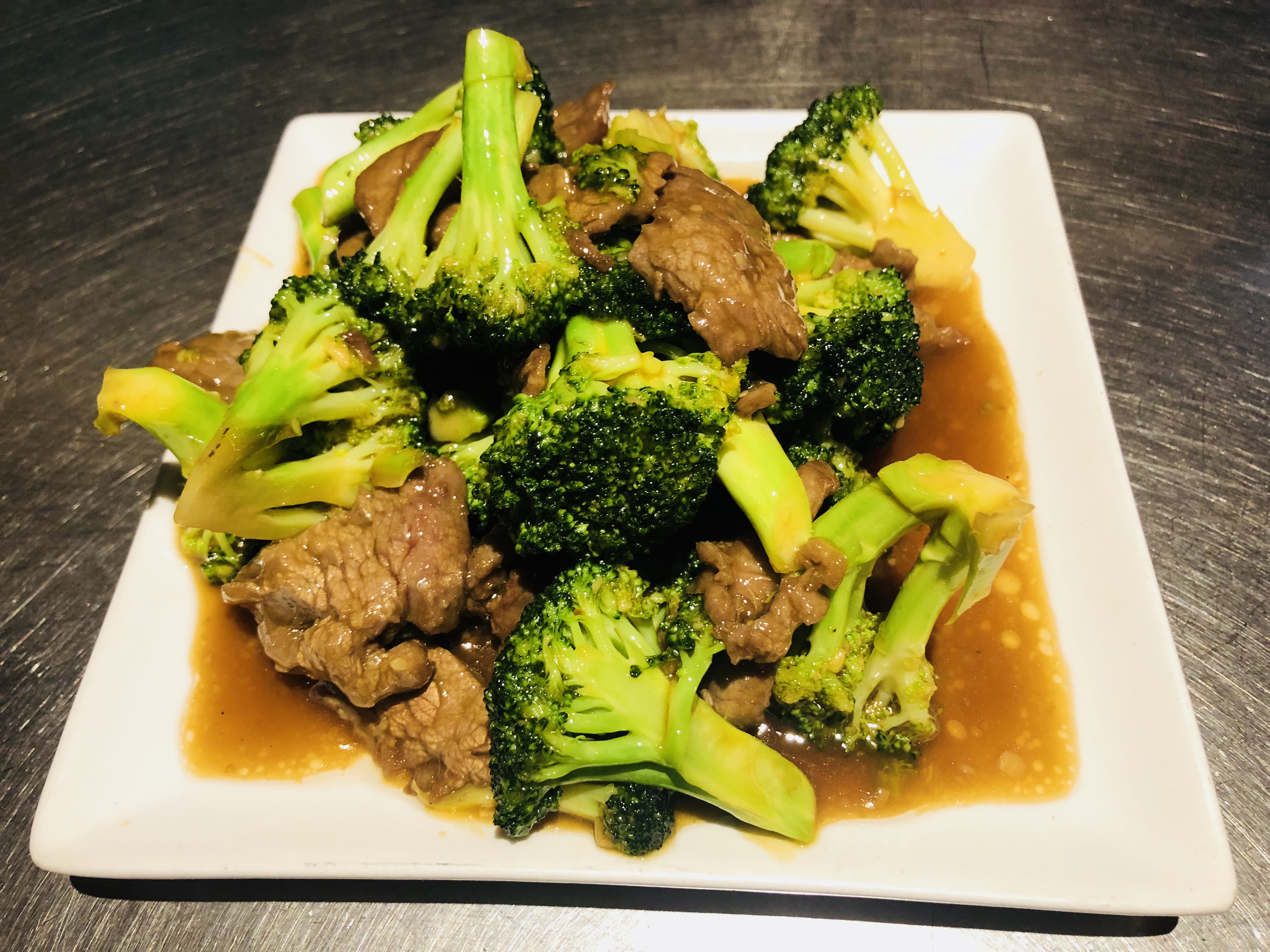 Order B6. Tender Beef with BroccoliI food online from Wk Restaurant store, New York on bringmethat.com