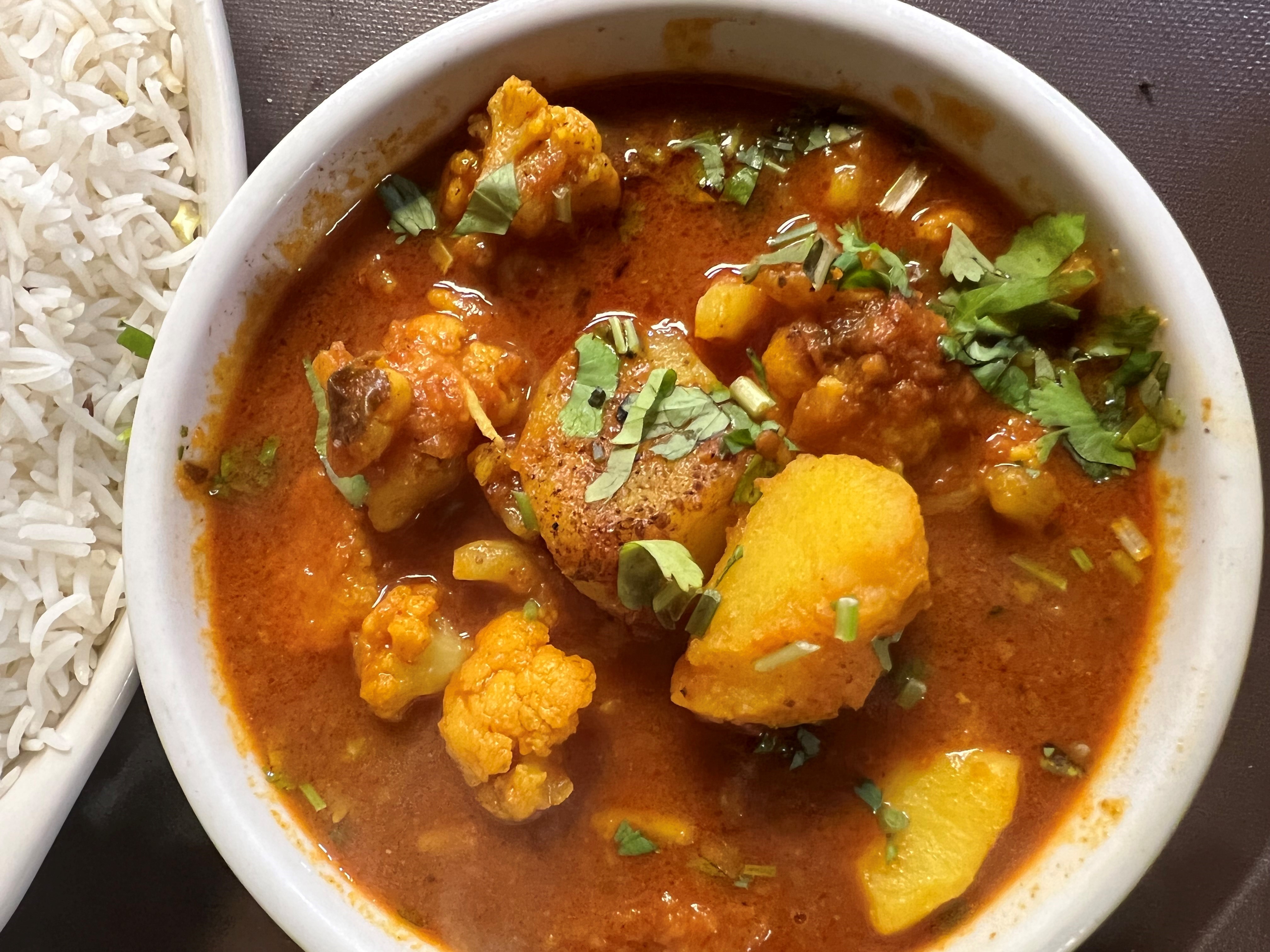 Order Aloo Gobhi food online from Best of India - Nashville store, Nashville on bringmethat.com