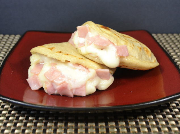 Order Quesadilla with Ham food online from Gorditas Dona Lula store, Brownsville on bringmethat.com