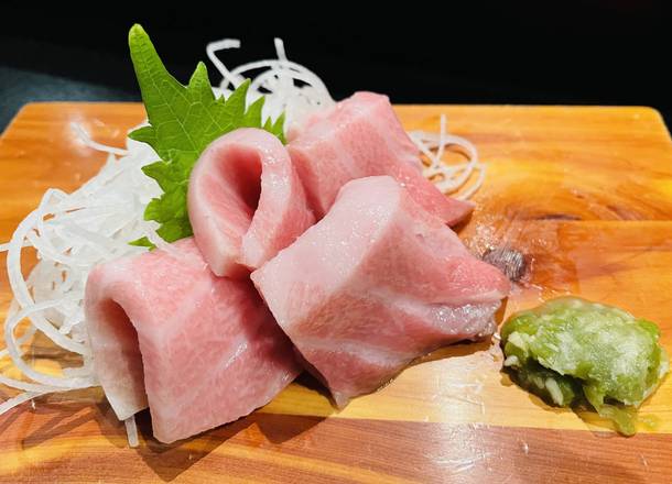 Order Fatty Tuna Sashimi (7 pcs Toro) food online from Yanagi Sushi & Grill store, Dublin on bringmethat.com