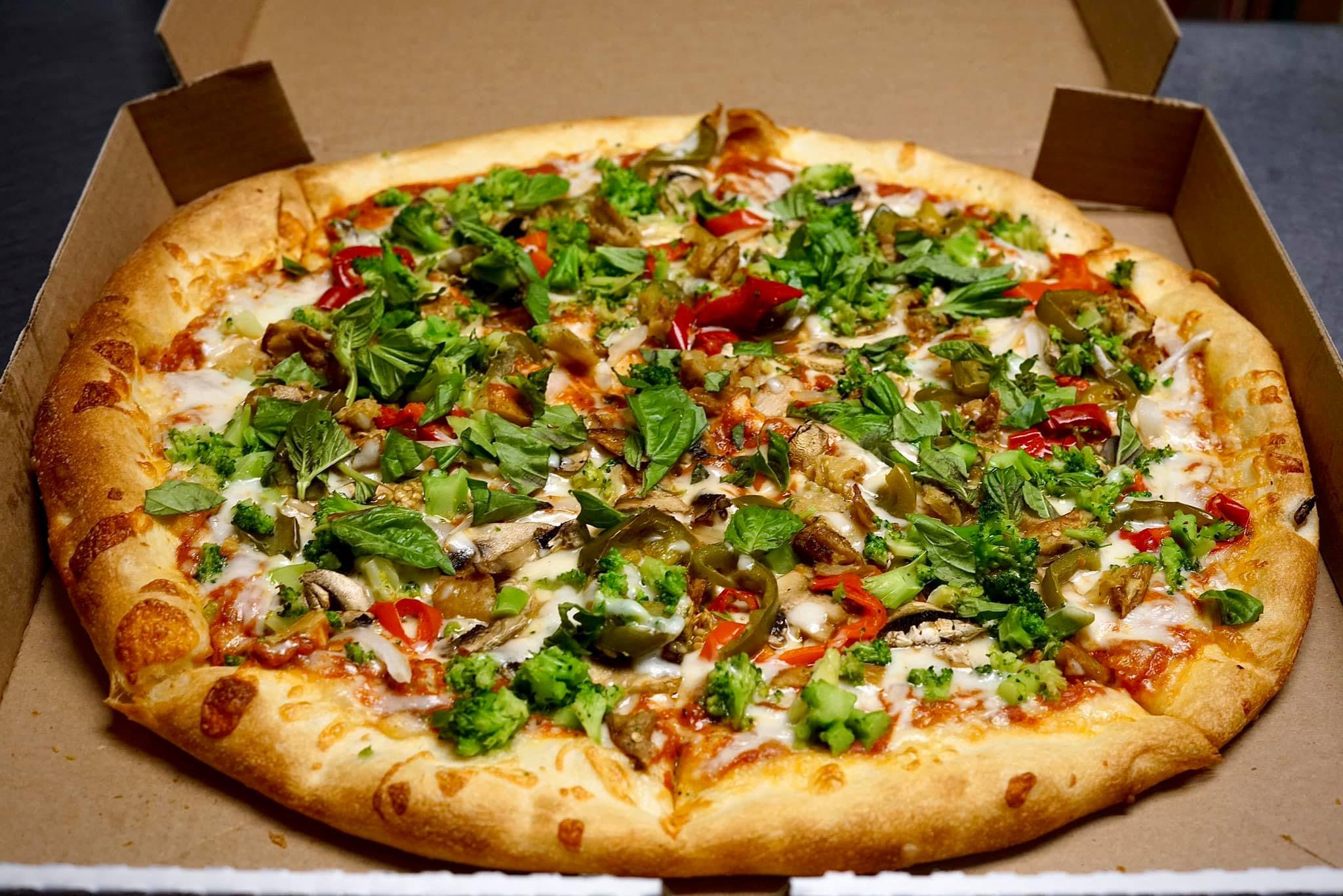 Order Veggie Pizza - Personal 10'' food online from Arelis Italian Restaurant store, Bethlehem on bringmethat.com