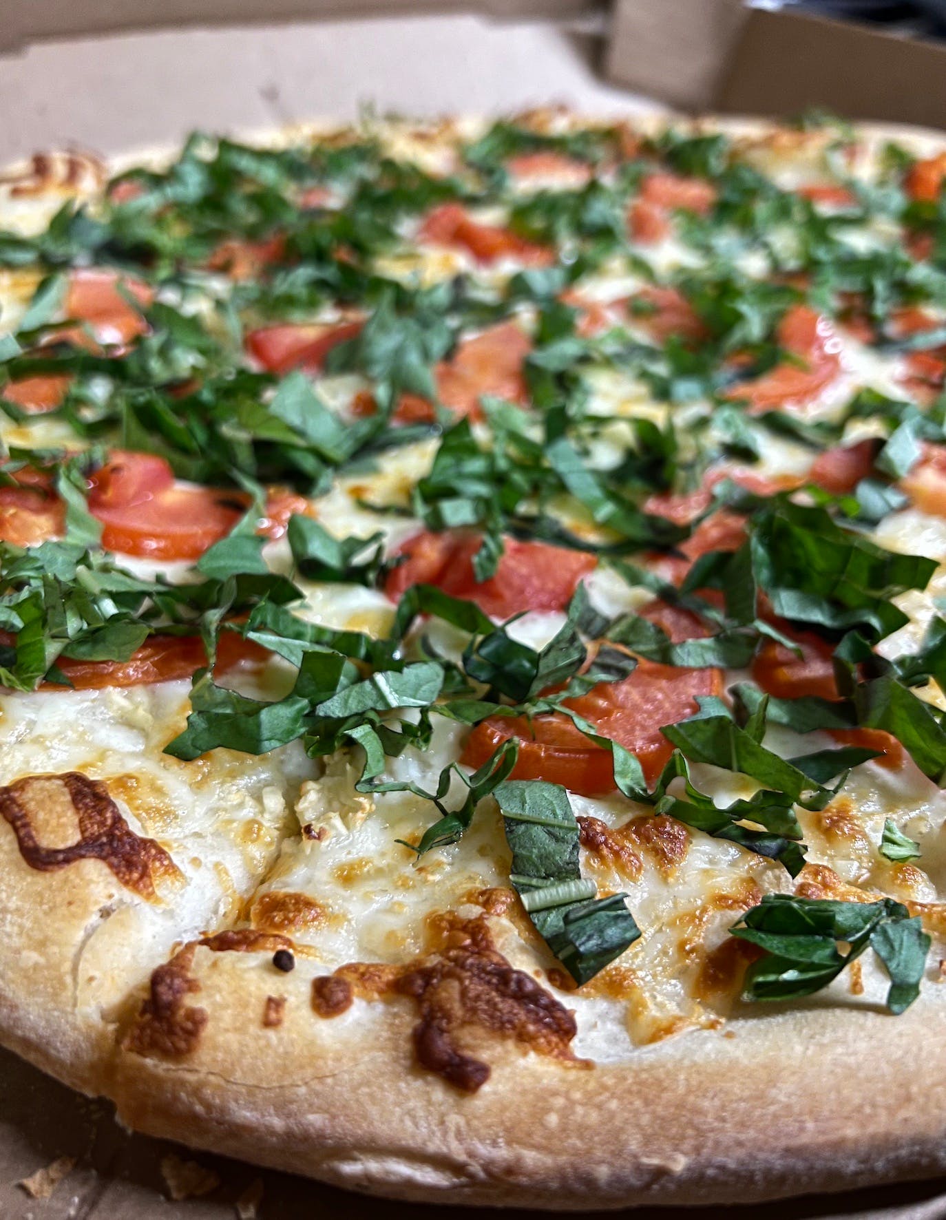 Order Margherita di Napoli Pizza - Medium 12'' food online from Napoli Pizza & Pasta store, Houston on bringmethat.com