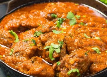 Order Lamb Curry food online from Himalayan Yak & Yeti store, San Diego on bringmethat.com