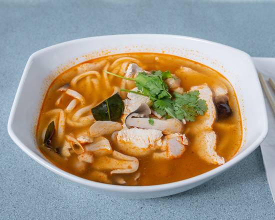 Order NS7. Udon Tom Yum Soup food online from Thai Noodles Cafe store, Libertyville on bringmethat.com