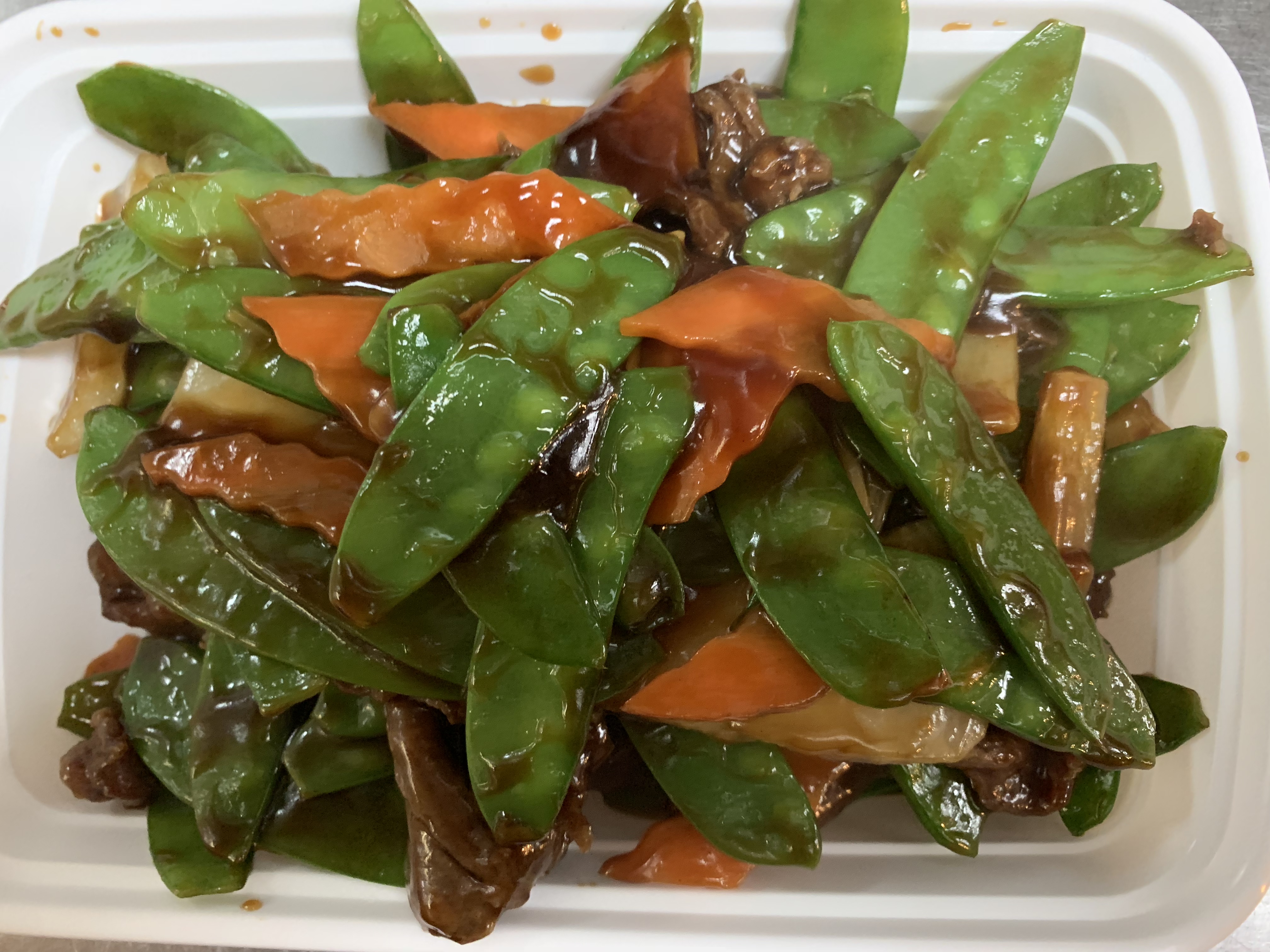 Order Beef with Snow Peas food online from Jade House store, Fort Lee on bringmethat.com