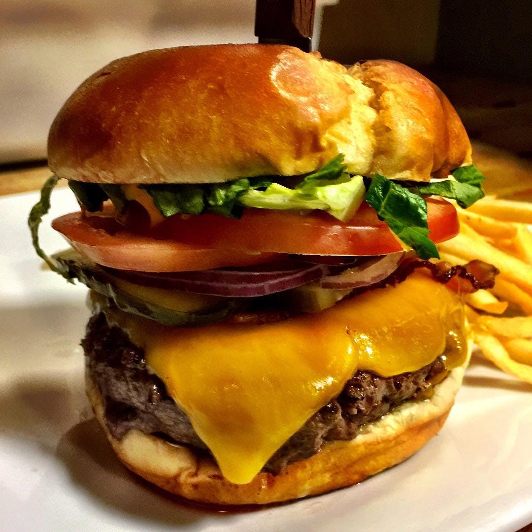 Order American Steak House Burger - Sandwich food online from Tomato Tomato store, Stamford on bringmethat.com