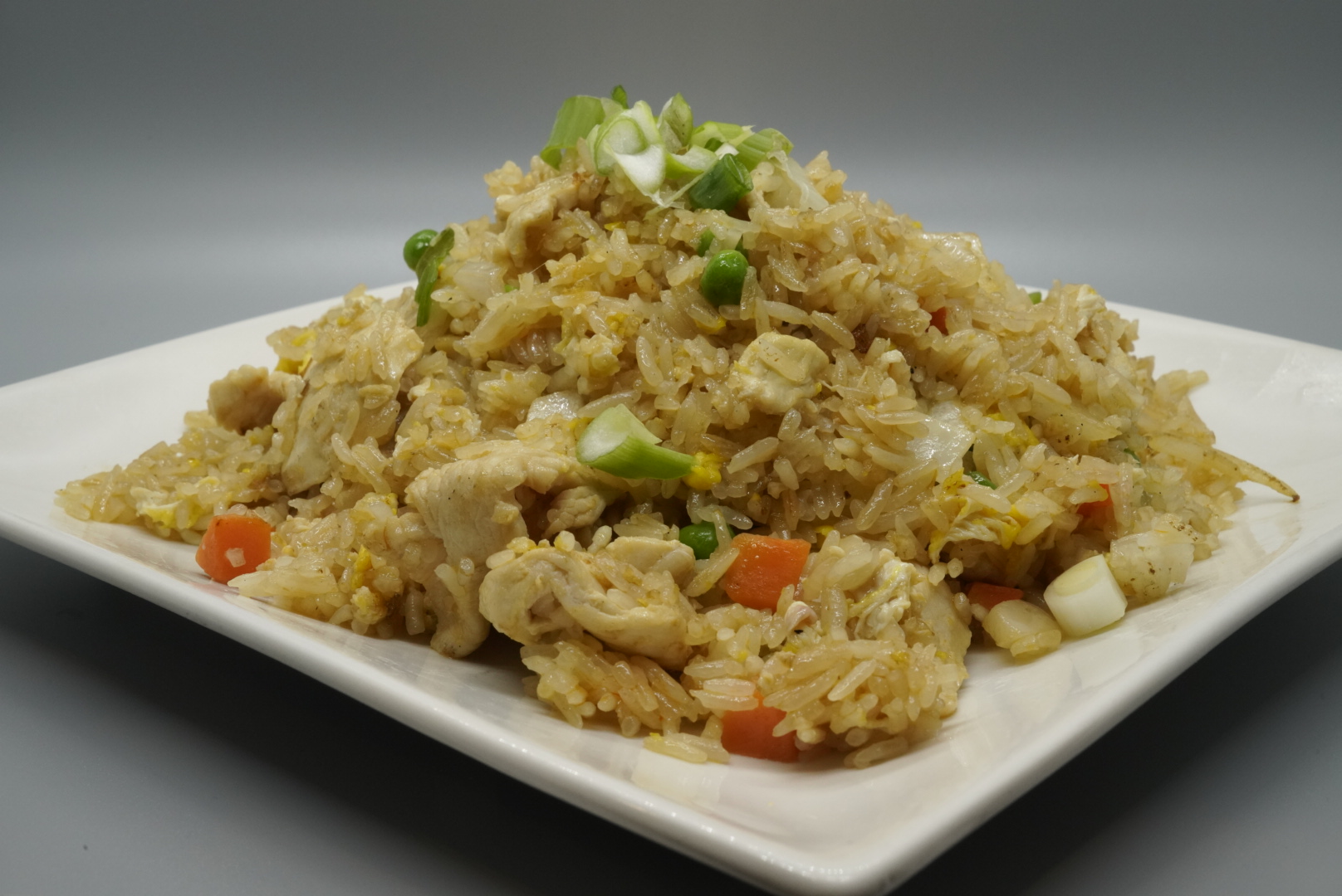 Order 61. Thai Fried Rice food online from Royal Orchid Thai Restaurant store, Riverside on bringmethat.com