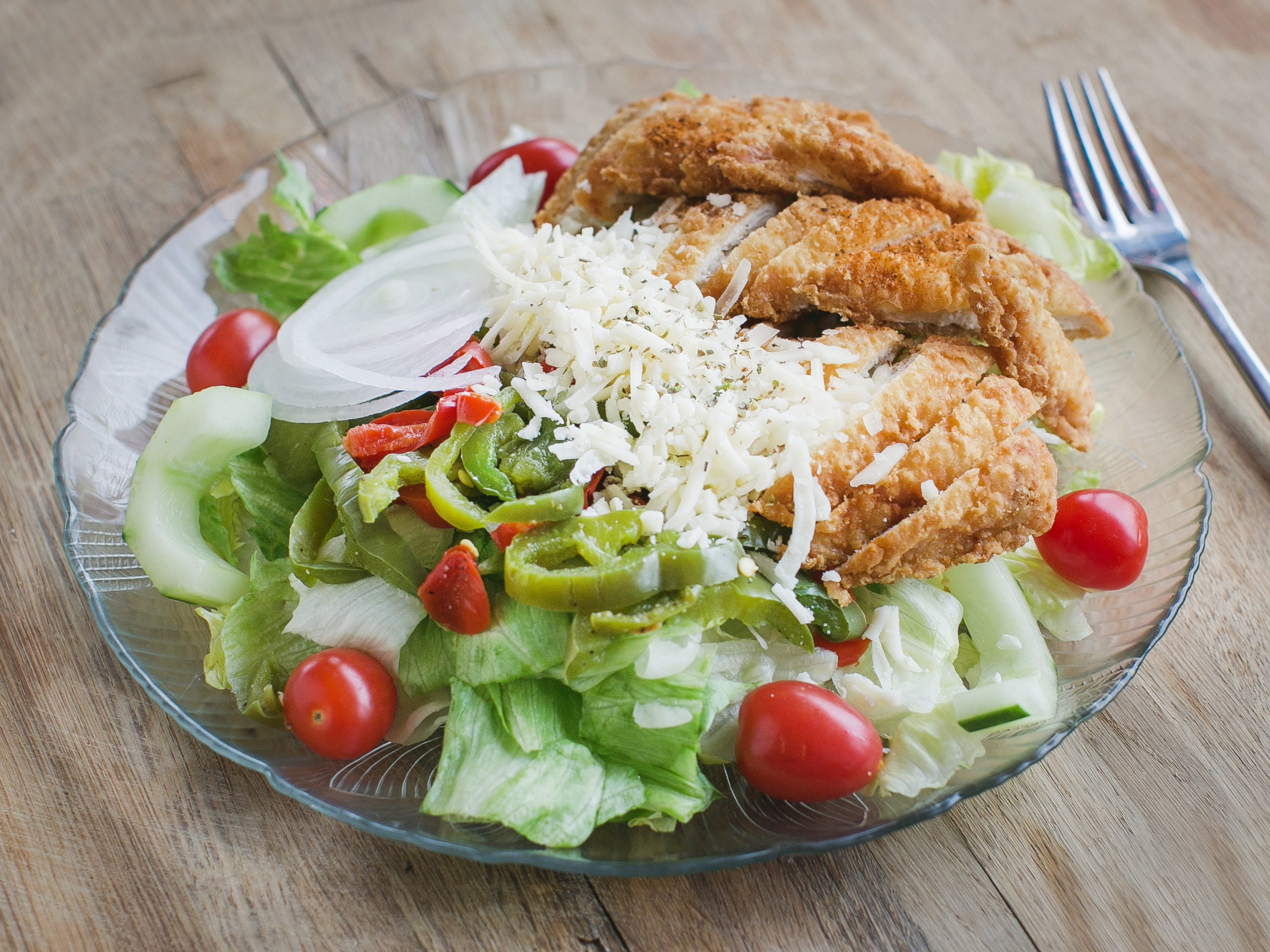 Order Chicken Finger Salad food online from Vic & Deans Pizzeria Grill store, Wayne on bringmethat.com