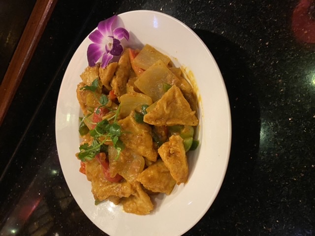Order Red Thai Curry food online from Osaka Asian Fusion store, Saratoga Springs on bringmethat.com