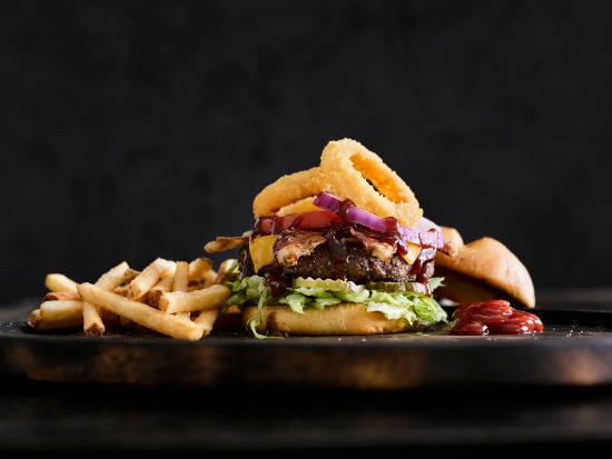 Order Smokehouse Burger food online from Ruby Tuesdays store, Las Cruces on bringmethat.com