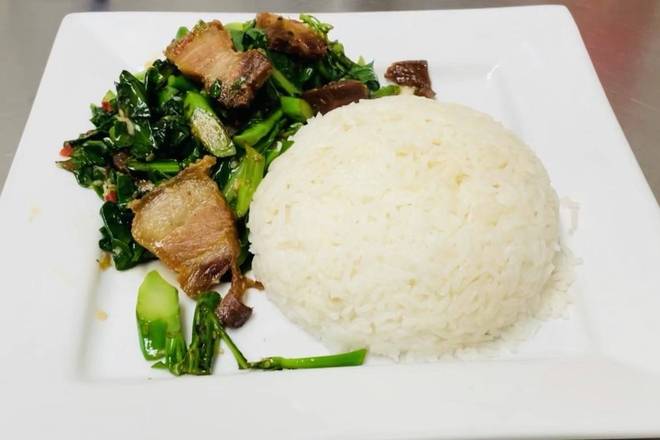 Order Chinese Broccoli With Crispy Pork food online from Thong's Authentic Thai Restaurant store, Green Bay on bringmethat.com