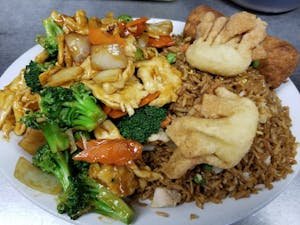 Order C9. Chicken with Broccoli food online from China Restaurant store, Roseville on bringmethat.com