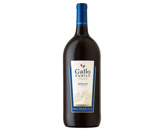 Order Gallo Family Vineyards Merlot, 1.5L red wine (13.0% ABV) food online from Kenny Liquor Market store, ANAHEIM on bringmethat.com
