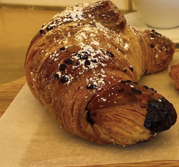 Order Chocolate Croissant food online from Non Solo Piada store, New York on bringmethat.com
