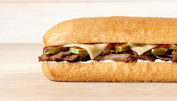 Order 6" Jalapeno Cheddar Cheesesteak Sub (537cal) food online from Quickchek store, Parsippany on bringmethat.com