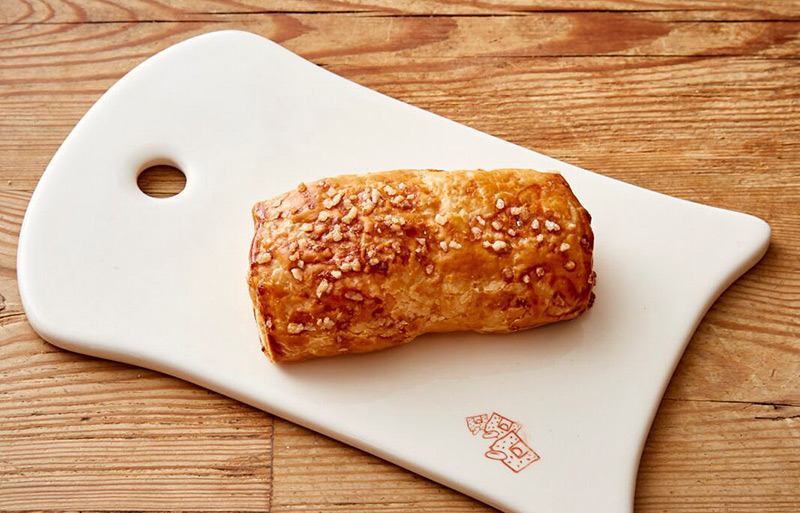Order Apple Turnover food online from Le Pain Quotidien store, Los Angeles on bringmethat.com