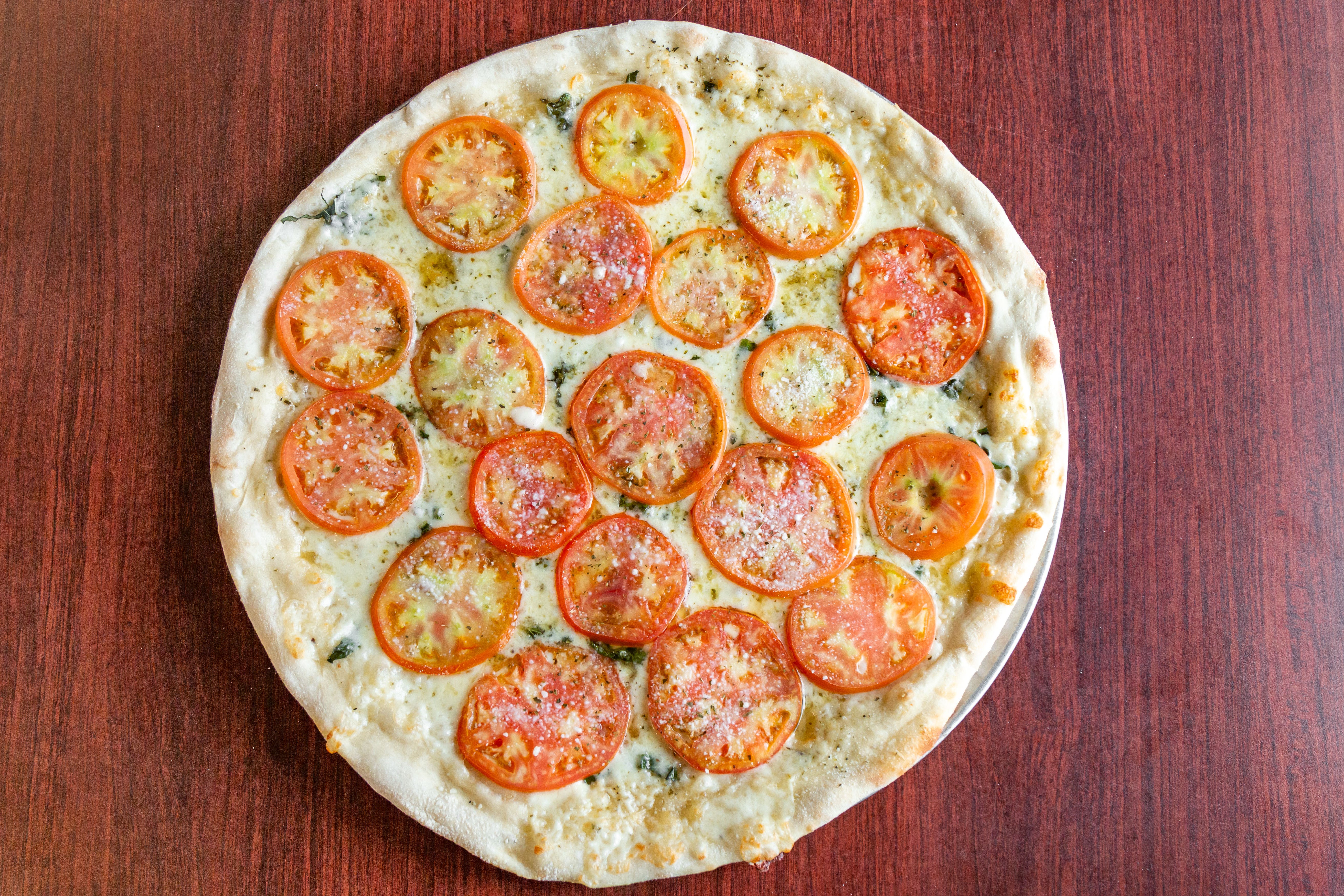 Order Margherita (White) Pizza - Small 12" food online from Saybrook Pizza & Restaurant store, Old Saybrook on bringmethat.com