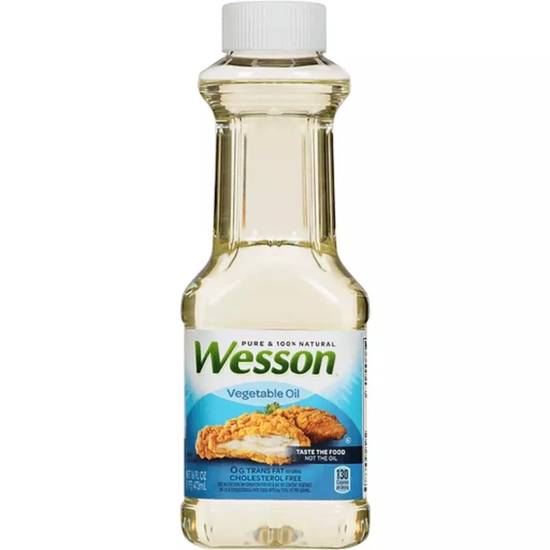 Order Wesson Vegetable Oil food online from IV Deli Mart store, Goleta on bringmethat.com