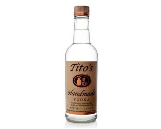 Order Tito's, 375mL vodka (40.0% ABV) food online from Cold Spring Liquor store, Liberty Hill on bringmethat.com