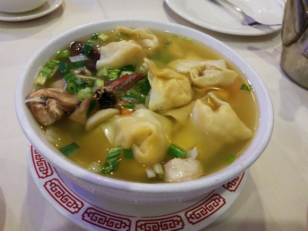 Order 29. House Special Wonton Soup for 2 food online from China Garden store, Hackettstown on bringmethat.com
