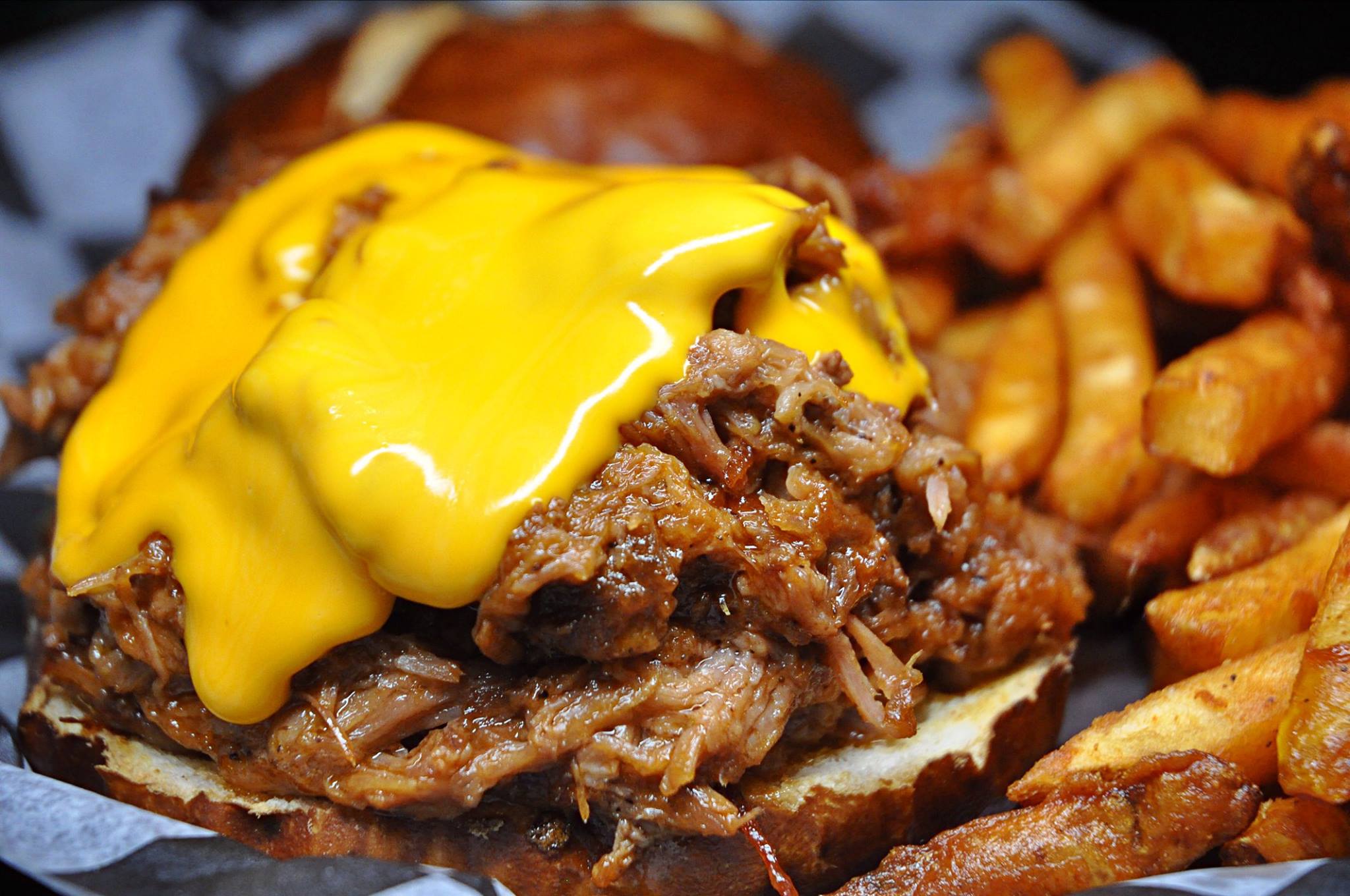 Order BBQ Pulled Pork Sandwich food online from Sneaker Sports Bar & Grill store, Franklin Park on bringmethat.com