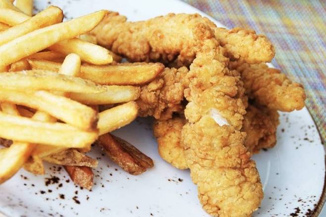 Order Chicken Tenders food online from Cafe On Main store, Woodbridge Township on bringmethat.com