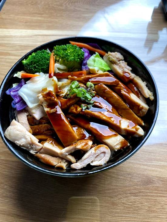 Order Chicken Bowl food online from J Sushi store, Corona on bringmethat.com