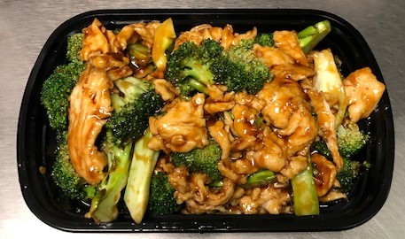 Order 66. Chicken with Mixed Vegs food online from China Star store, Dunbar on bringmethat.com