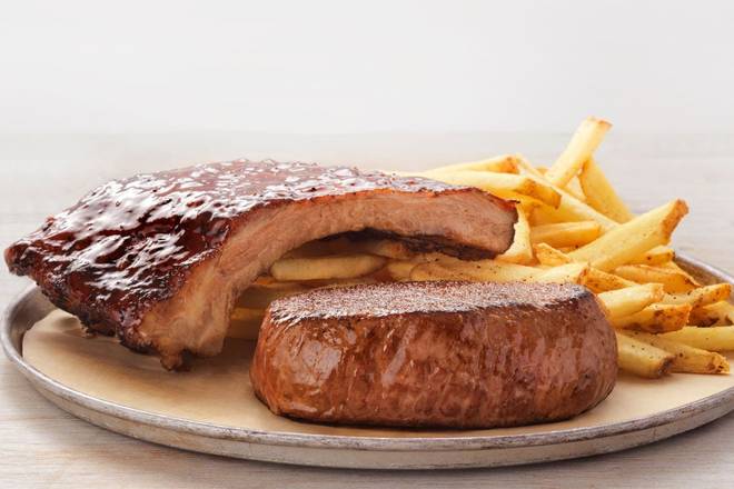 Order Sirloin* & Ribs food online from Outback Steakhouse store, Humble on bringmethat.com