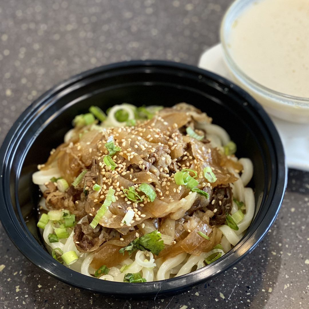 Order Onion Beef Udon 洋葱牛肉烏冬 food online from Sugar & Water store, San Francisco on bringmethat.com